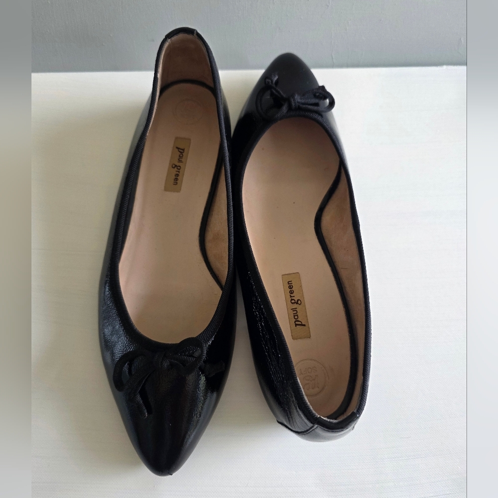 Paul Green Black Patent Leather Ballet Flats Bow Pointed Toe Women’s Size 8 - Picture 12 of 15